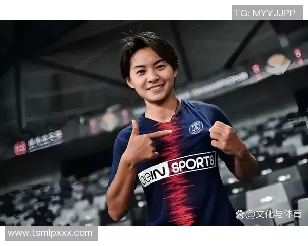 足球球星晒自拍瞬间展现赛场外真实一面 足球球星晒自拍瞬间展现赛场外真实一面